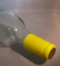 Gloss Yellow Pvc Shrink Capsules (Bag Of 30)